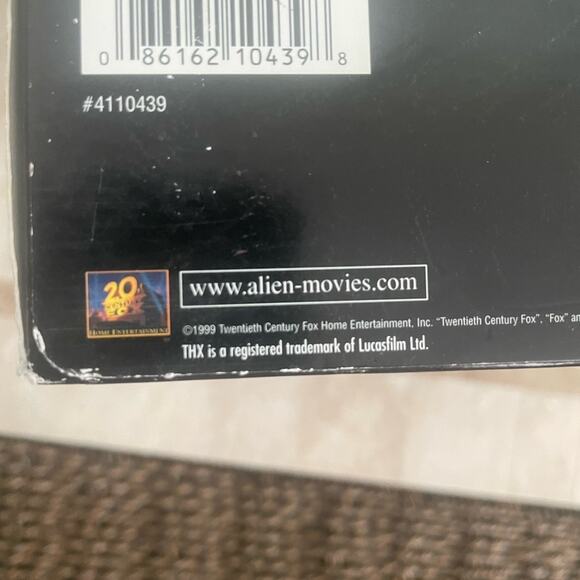 Alien Legacy 20th Anniversary Ed DVD set - Picture 6 of 7